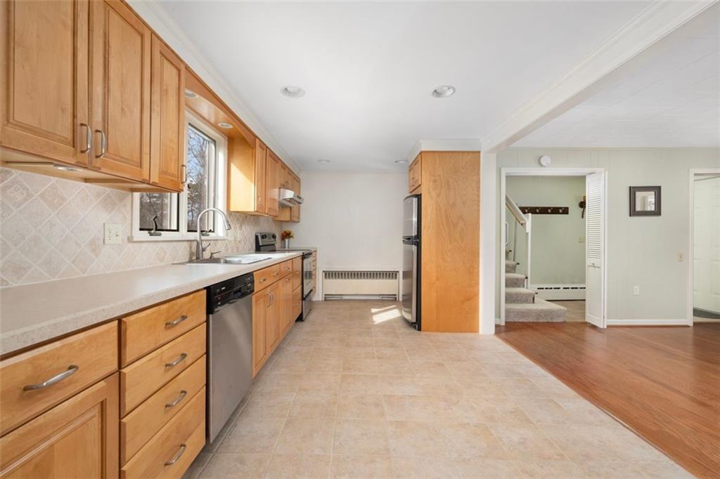 270 Buckeye Brook Road, Charlestown