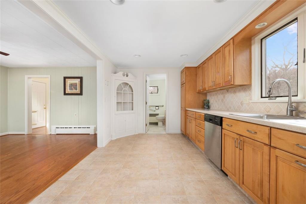 270 Buckeye Brook Road, Charlestown