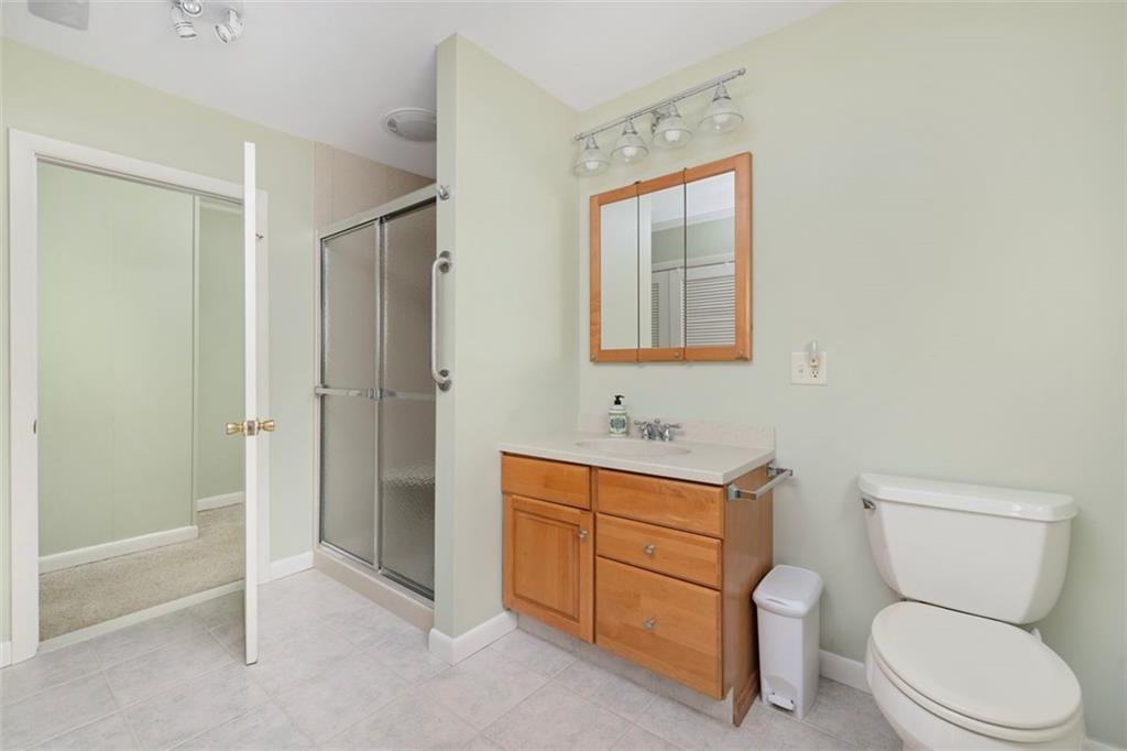 270 Buckeye Brook Road, Charlestown