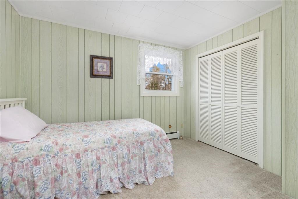 270 Buckeye Brook Road, Charlestown