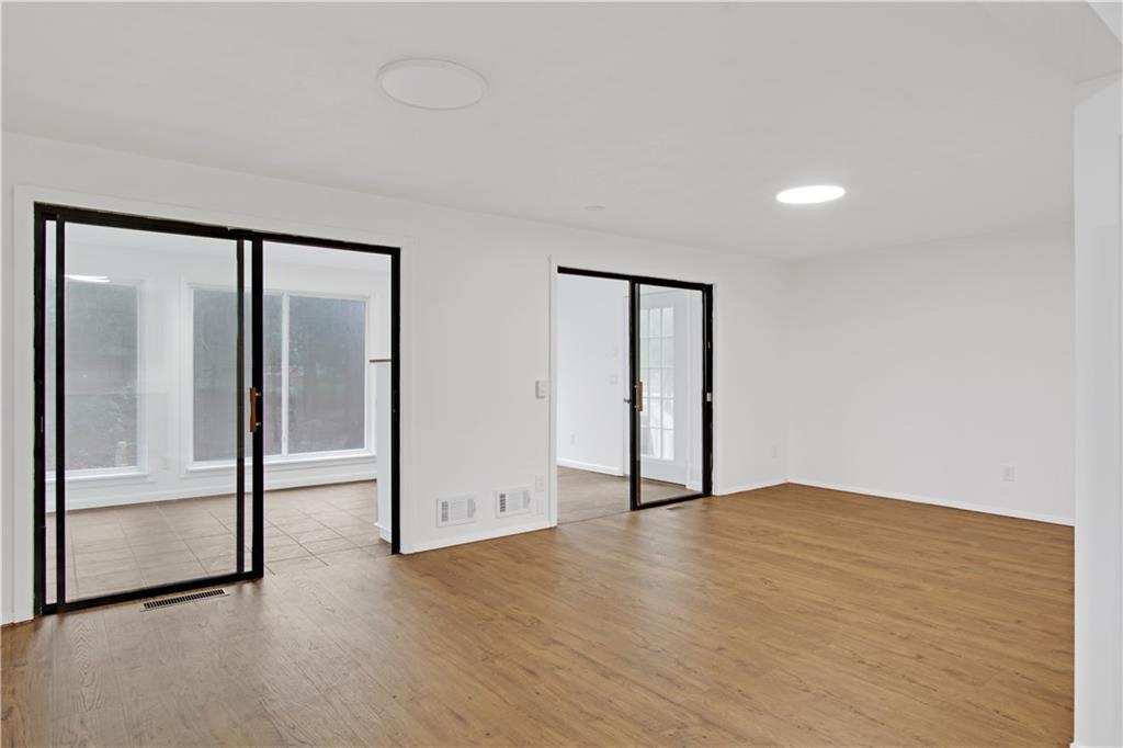 20 Holly Hill Court, East Greenwich