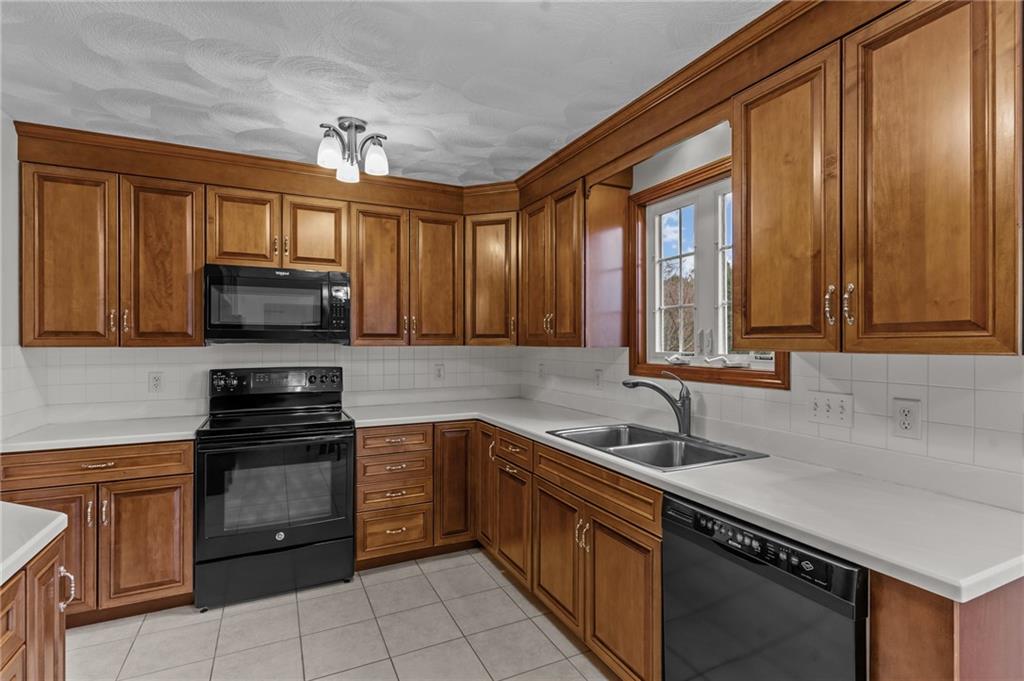 101 Hunt Avenue, South Kingstown