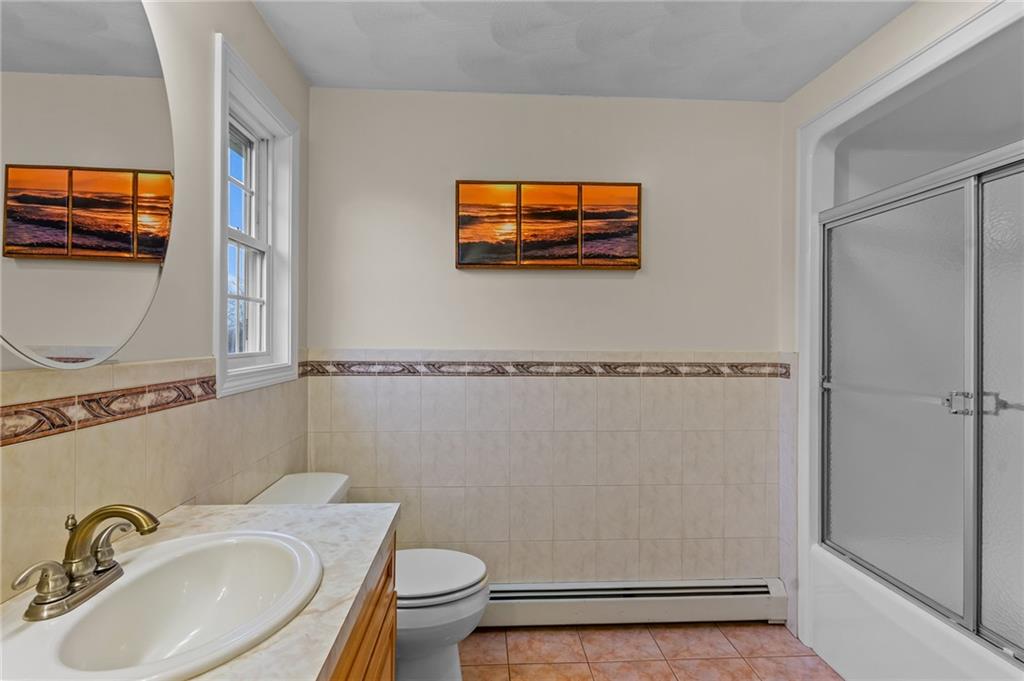 101 Hunt Avenue, South Kingstown