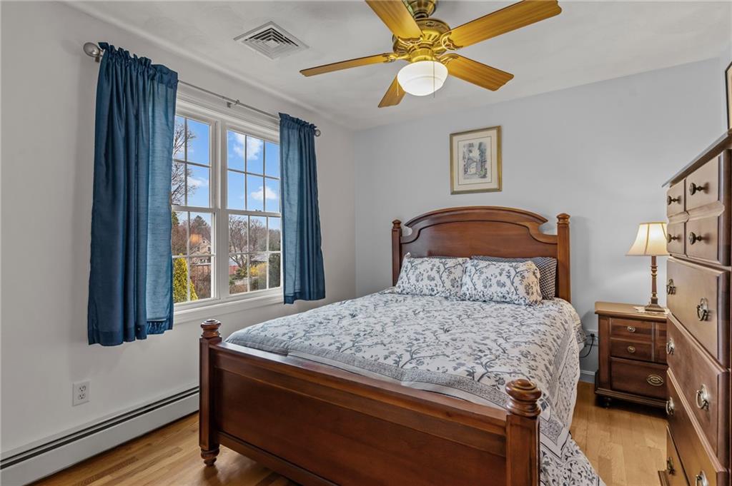 101 Hunt Avenue, South Kingstown