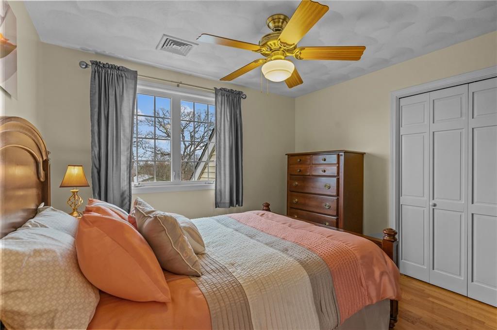 101 Hunt Avenue, South Kingstown