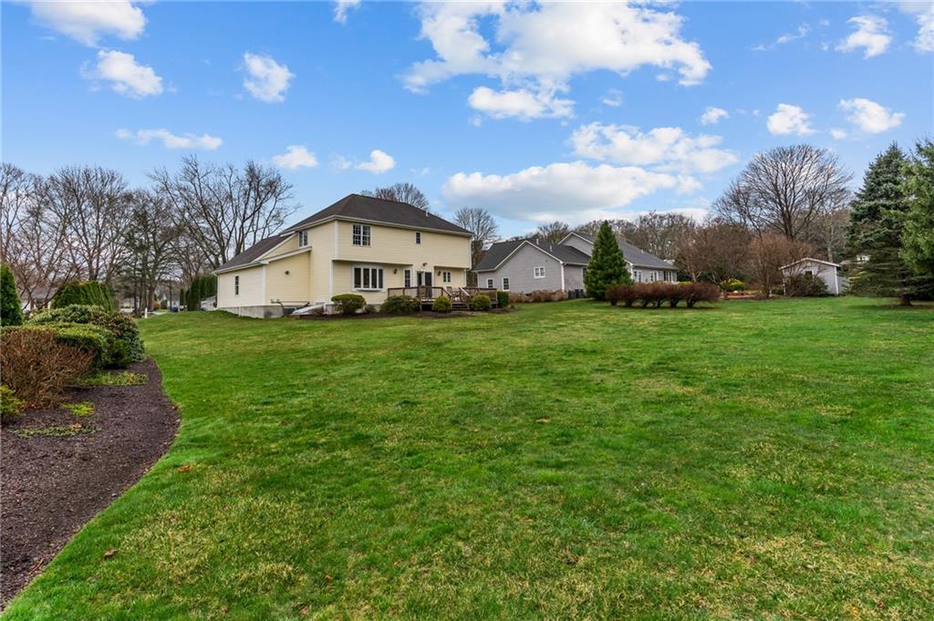 101 Hunt Avenue, South Kingstown