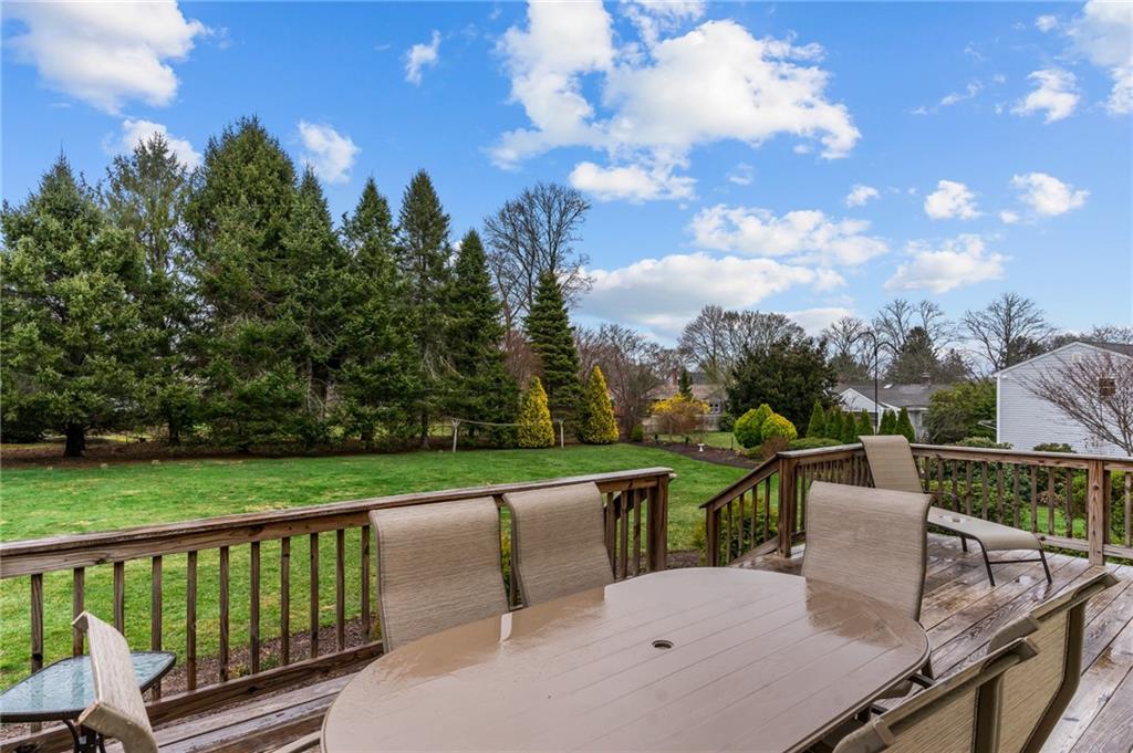 101 Hunt Avenue, South Kingstown