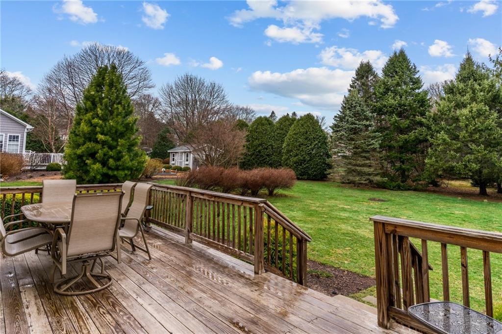101 Hunt Avenue, South Kingstown