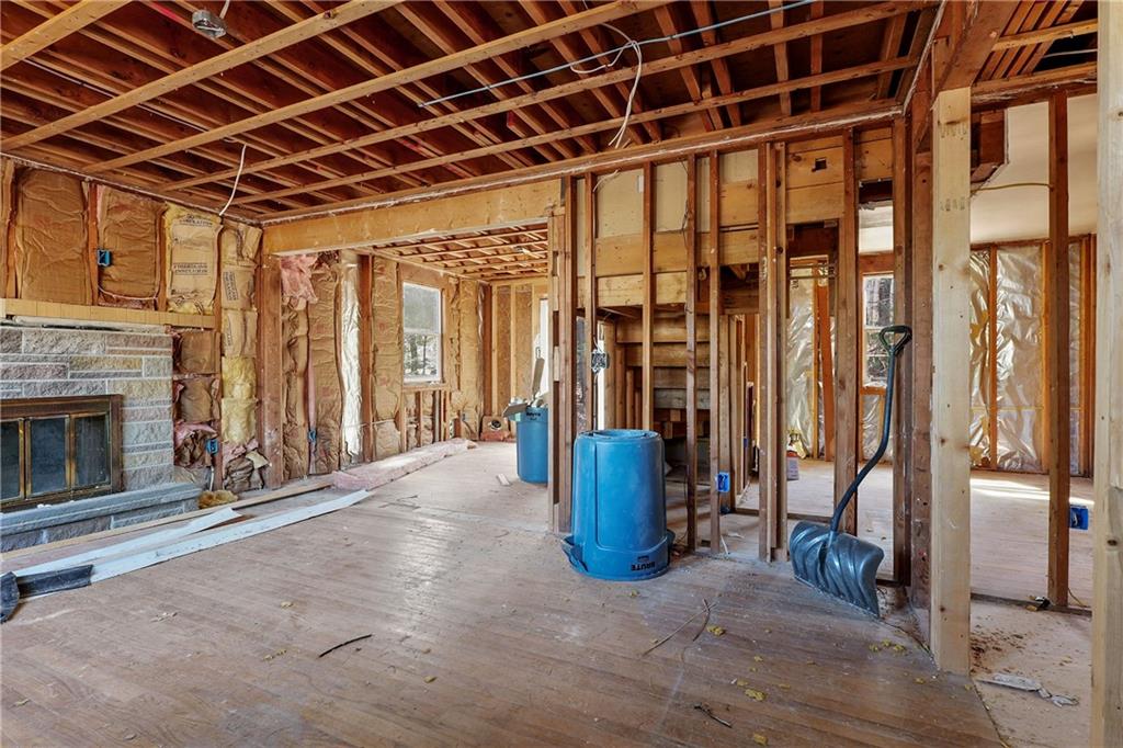 169 Indian Trail, Glocester
