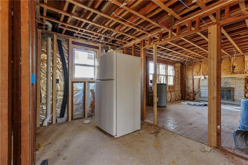 169 Indian Trail, Glocester
