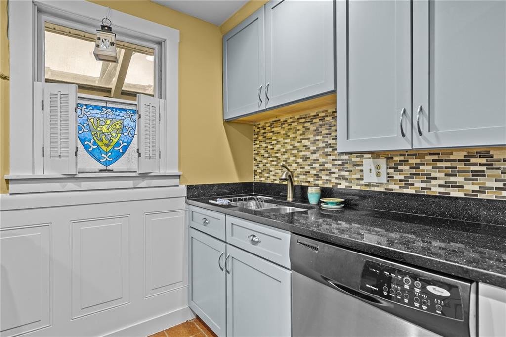 40 Web Avenue, Unit#223, North Kingstown
