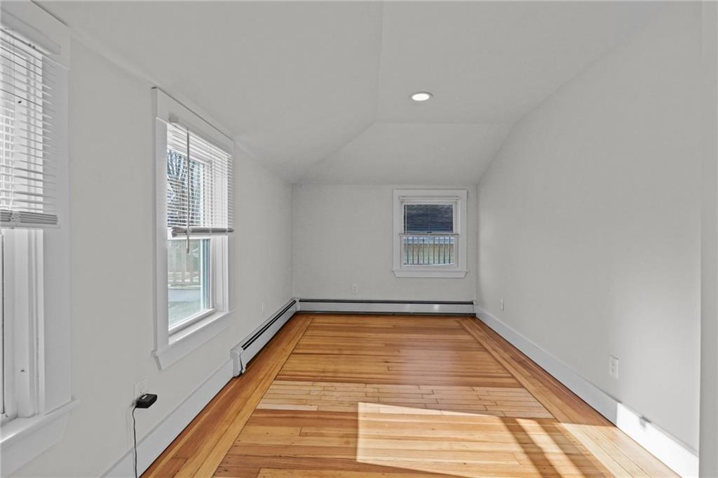 15 Curry Avenue, Newport