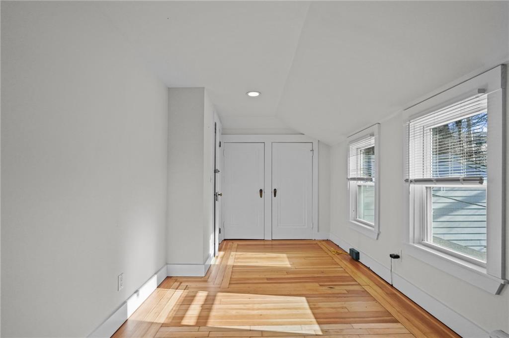 15 Curry Avenue, Newport