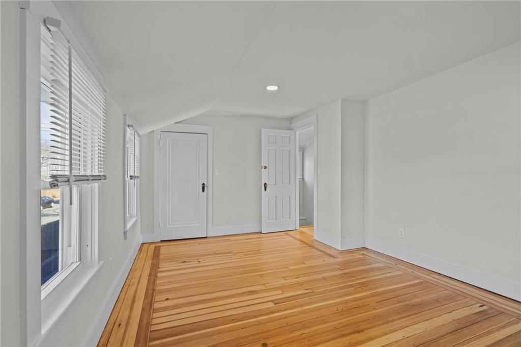 15 Curry Avenue, Newport