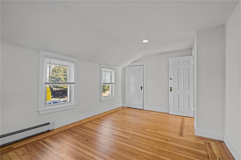 15 Curry Avenue, Newport