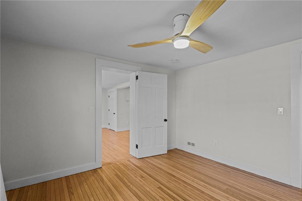 15 Curry Avenue, Newport
