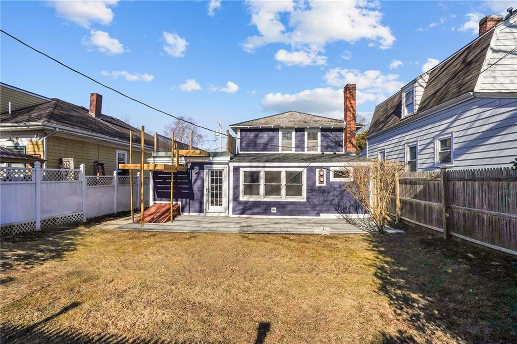 15 Curry Avenue, Newport