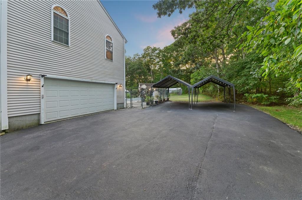 16 Blue Ridge Drive, Charlestown