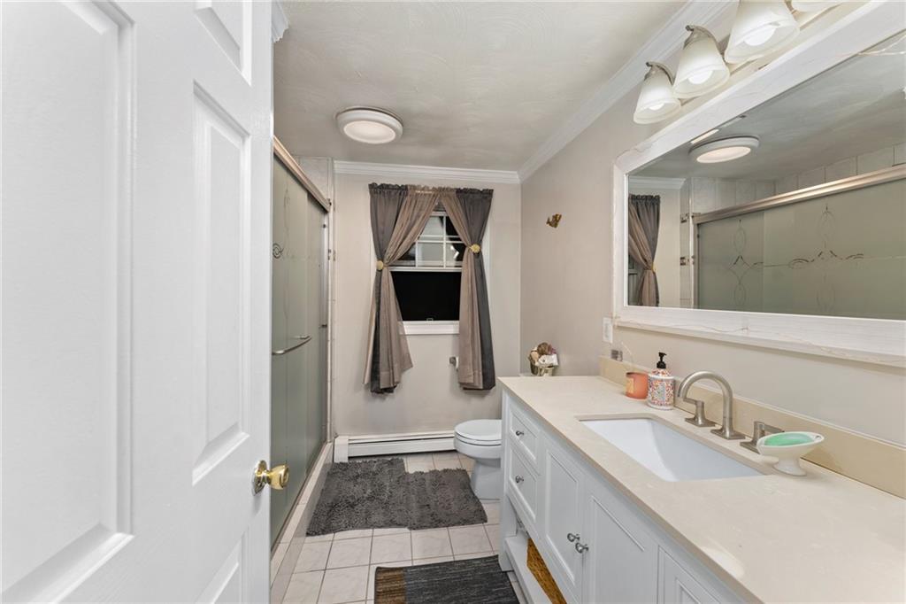 16 Blue Ridge Drive, Charlestown