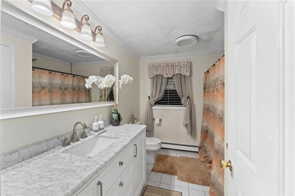 16 Blue Ridge Drive, Charlestown