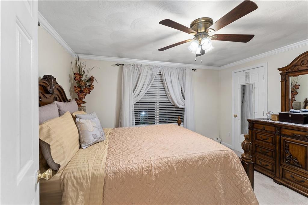 16 Blue Ridge Drive, Charlestown