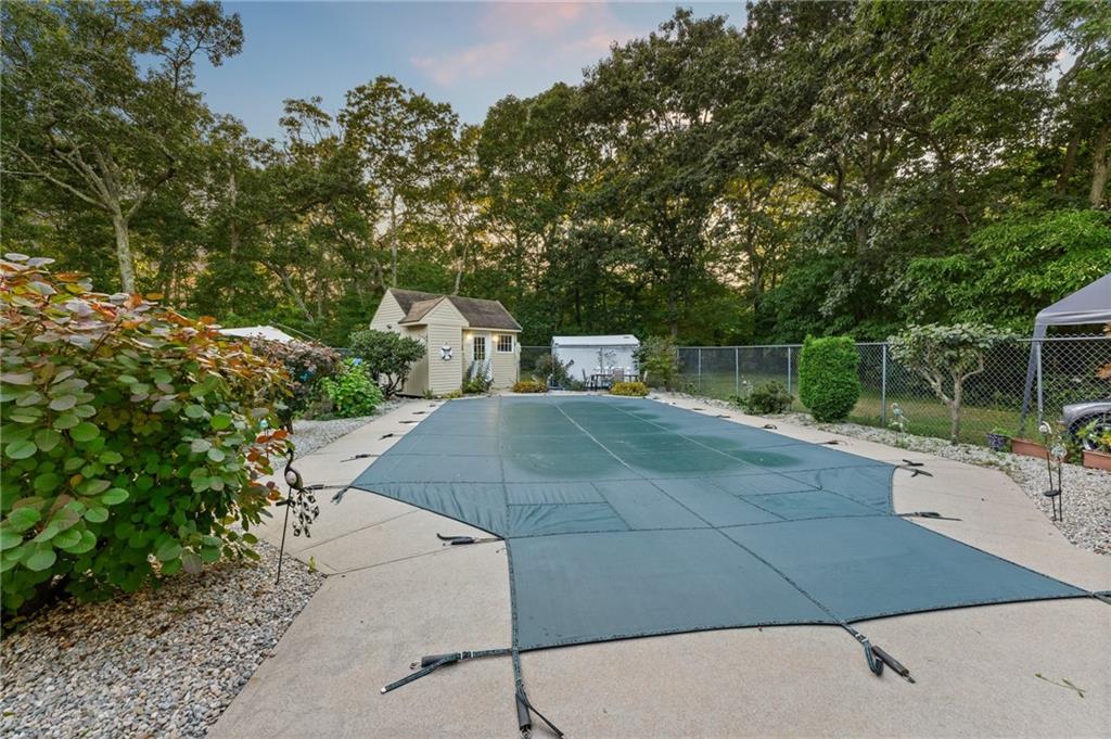 16 Blue Ridge Drive, Charlestown