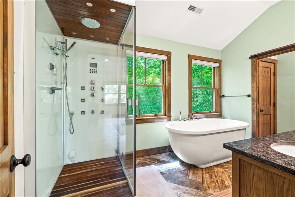 23 White Hawk Ridge, Unit#h, Richmond