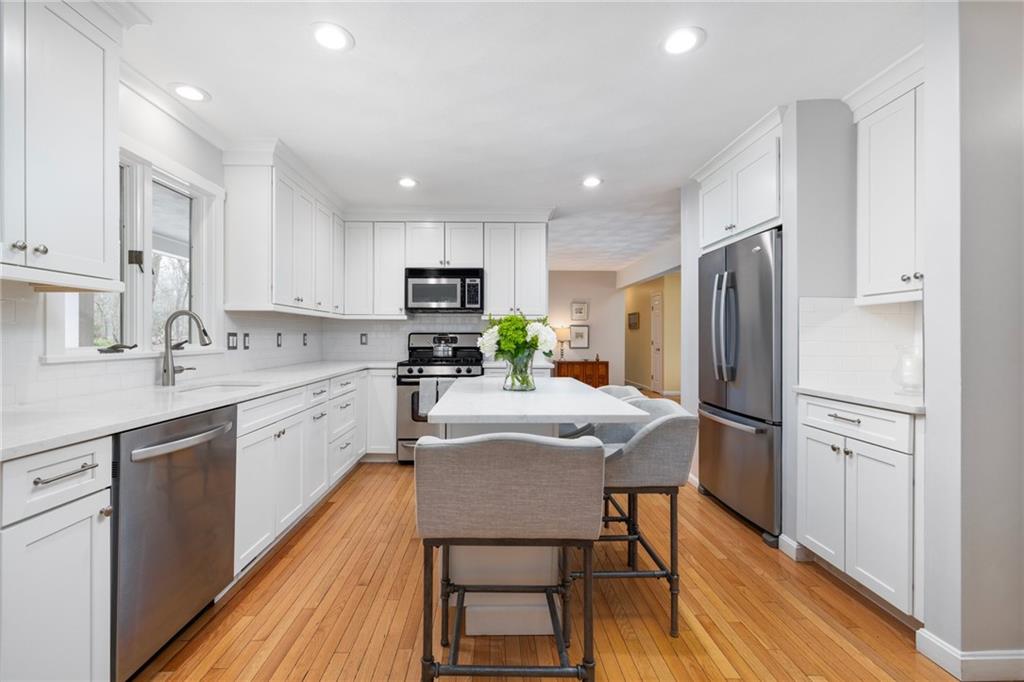 110 Table Rock Road, South Kingstown