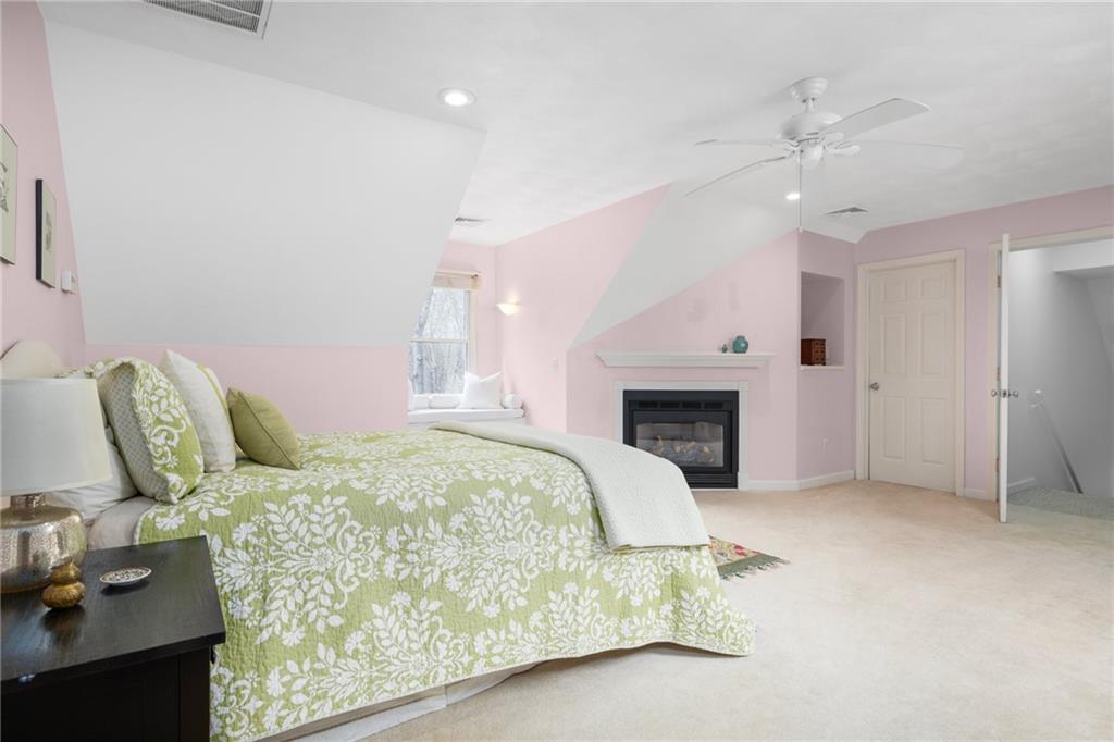 110 Table Rock Road, South Kingstown