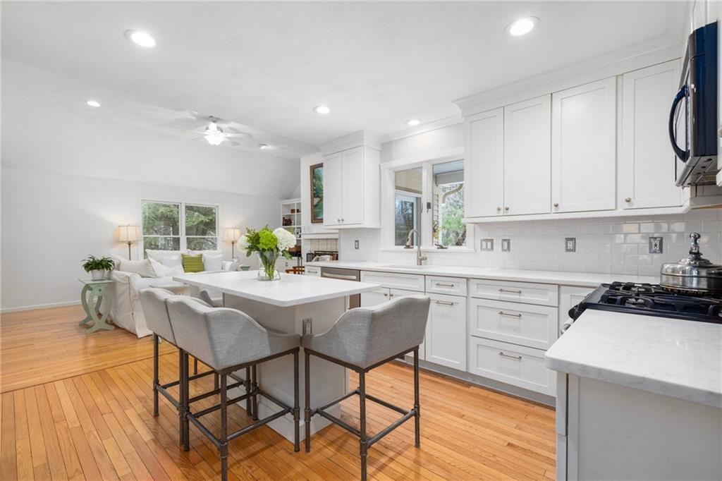 110 Table Rock Road, South Kingstown
