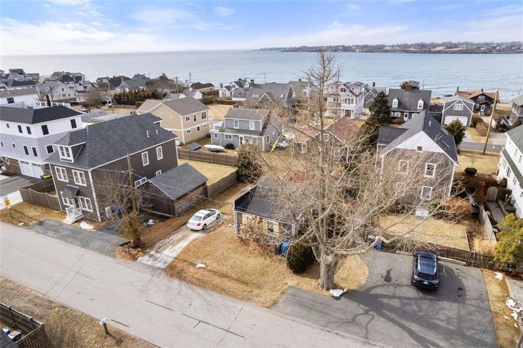 43 Crest Street, Middletown