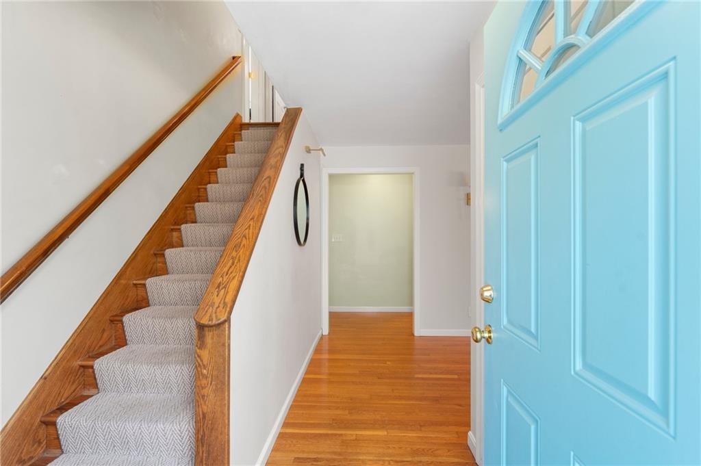 87 Old Coach Road, Charlestown