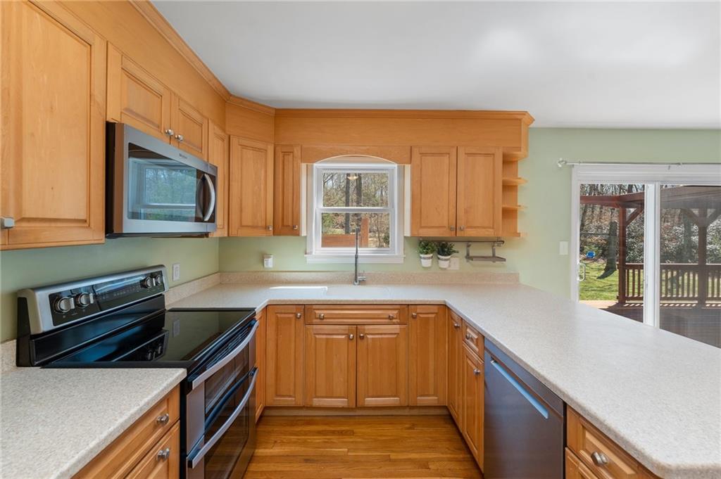 87 Old Coach Road, Charlestown