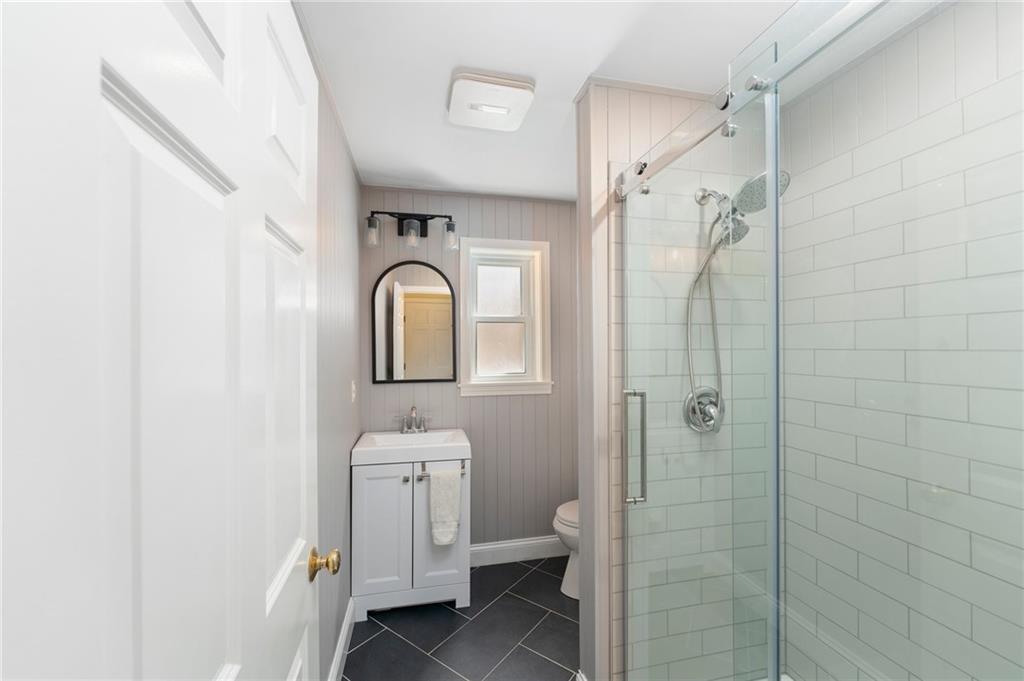 87 Old Coach Road, Charlestown