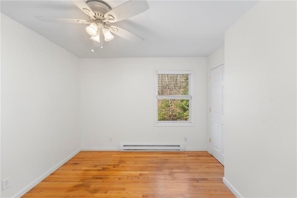 87 Old Coach Road, Charlestown