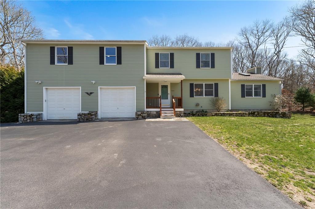 87 Old Coach Road, Charlestown