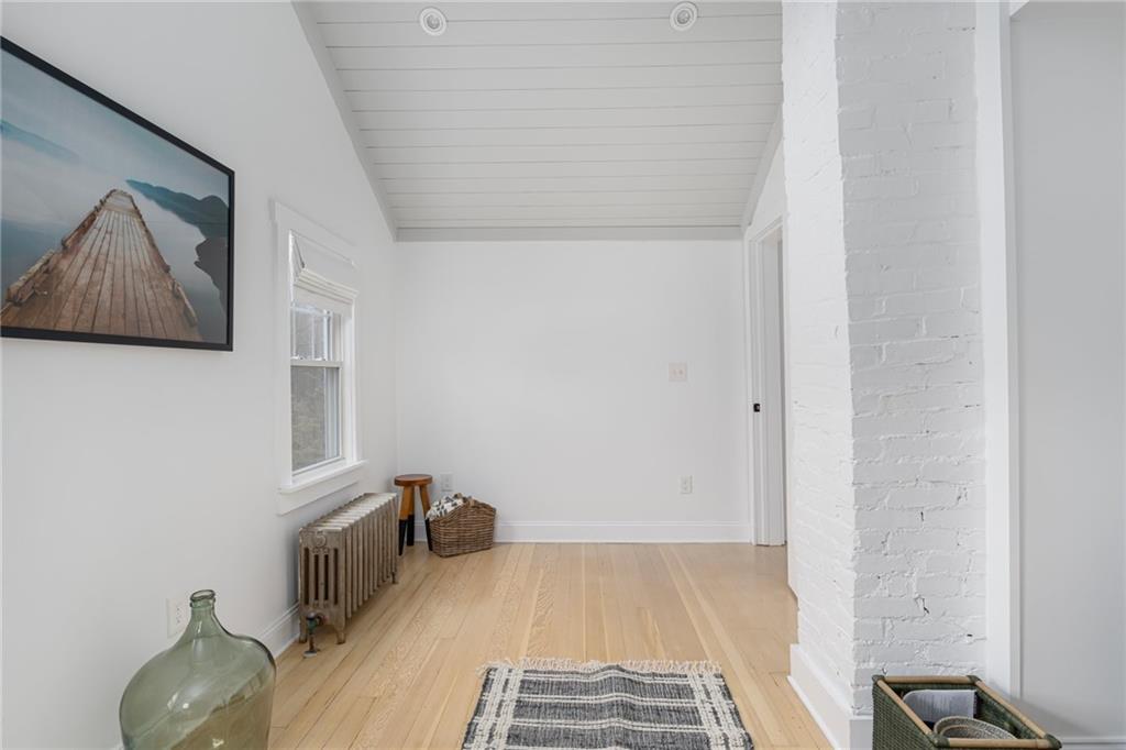15 Old Post Road, Westerly