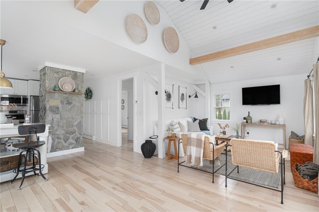 15 Old Post Road, Westerly
