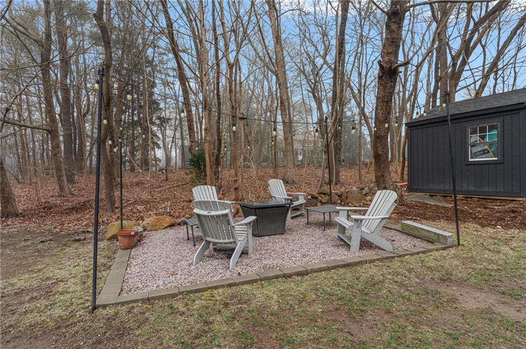 15 Old Post Road, Westerly