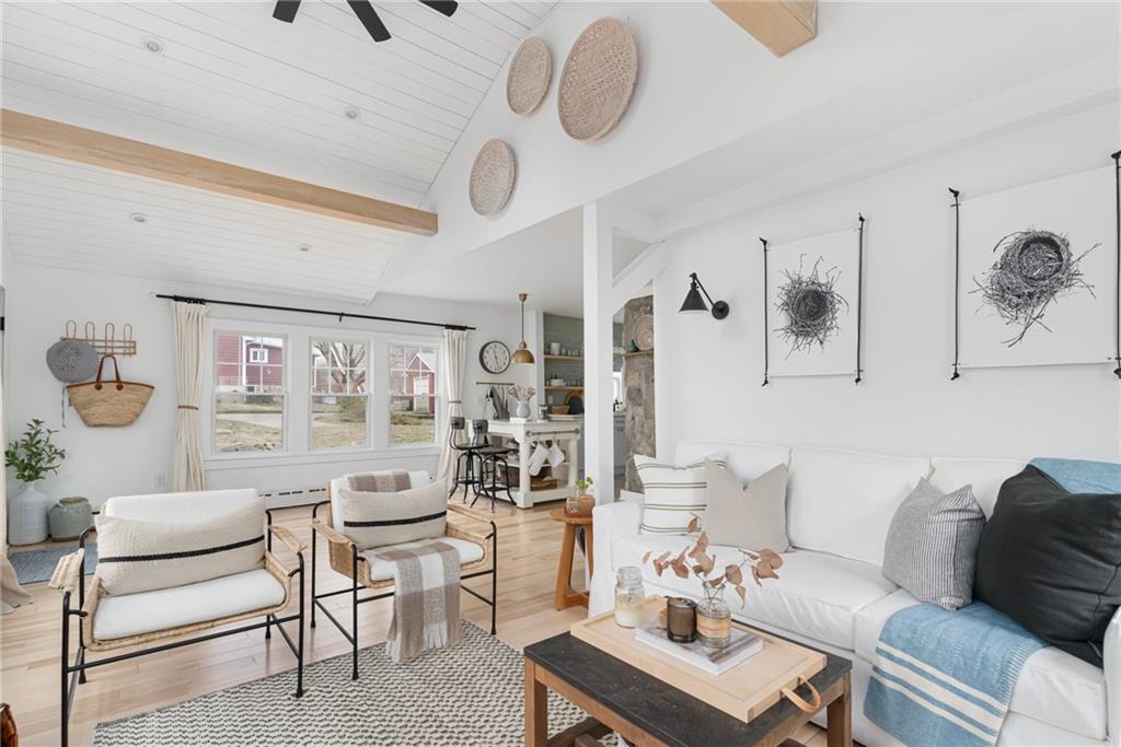 15 Old Post Road, Westerly