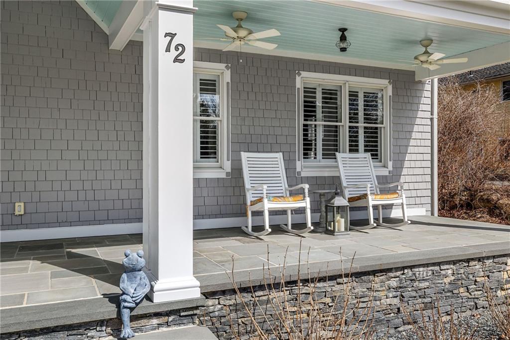 72 Carpenter Drive, South Kingstown