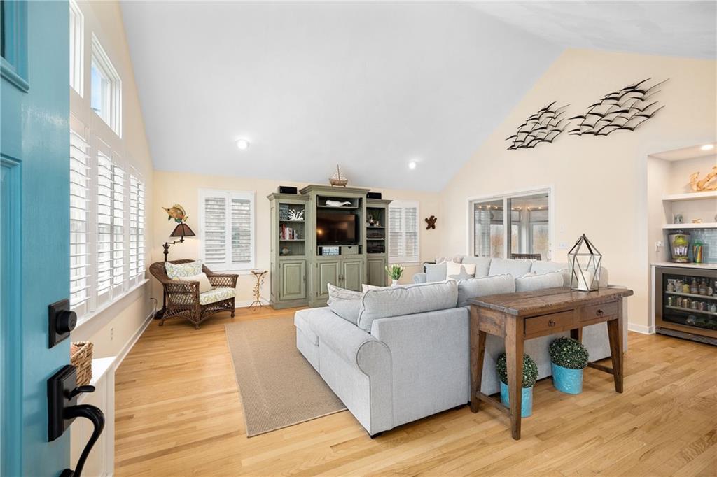 72 Carpenter Drive, South Kingstown