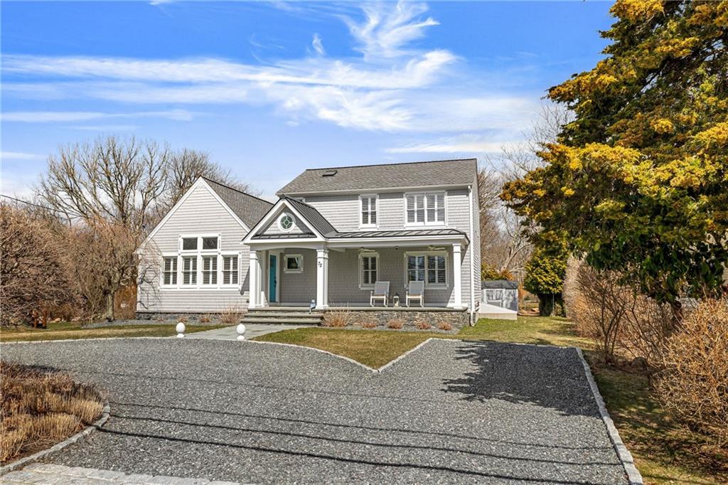 72 Carpenter Drive, South Kingstown