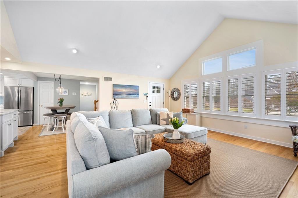 72 Carpenter Drive, South Kingstown