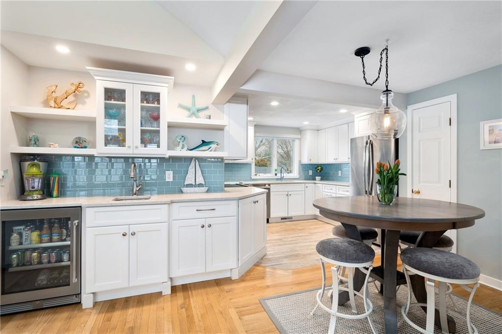 72 Carpenter Drive, South Kingstown