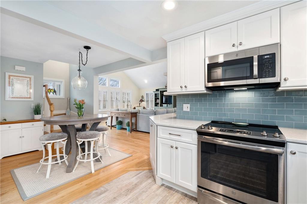 72 Carpenter Drive, South Kingstown
