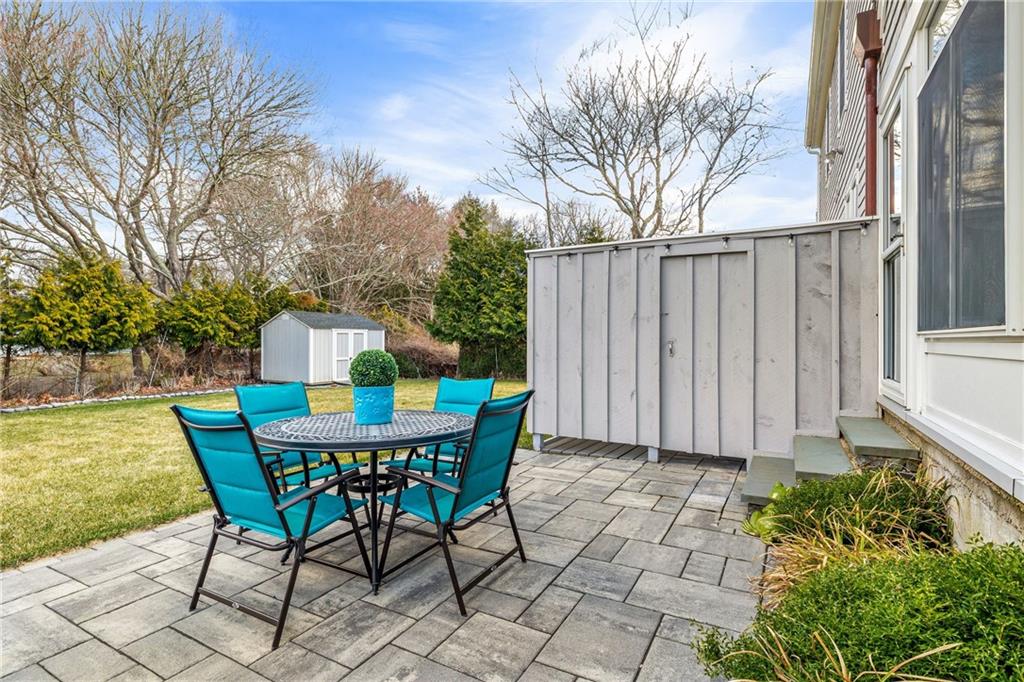 72 Carpenter Drive, South Kingstown