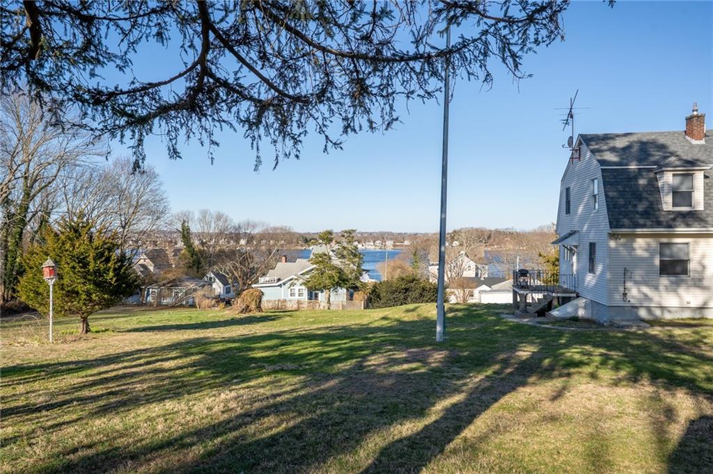 0 Quaker Avenue, Tiverton