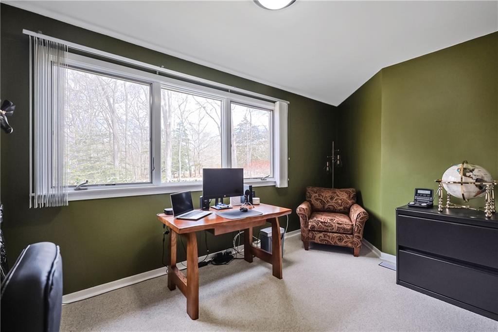 85 Morning Dove Drive, Tiverton