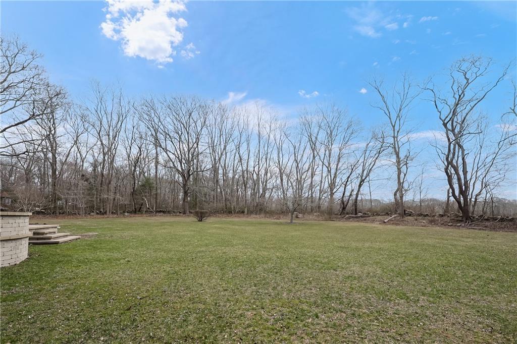 85 Morning Dove Drive, Tiverton